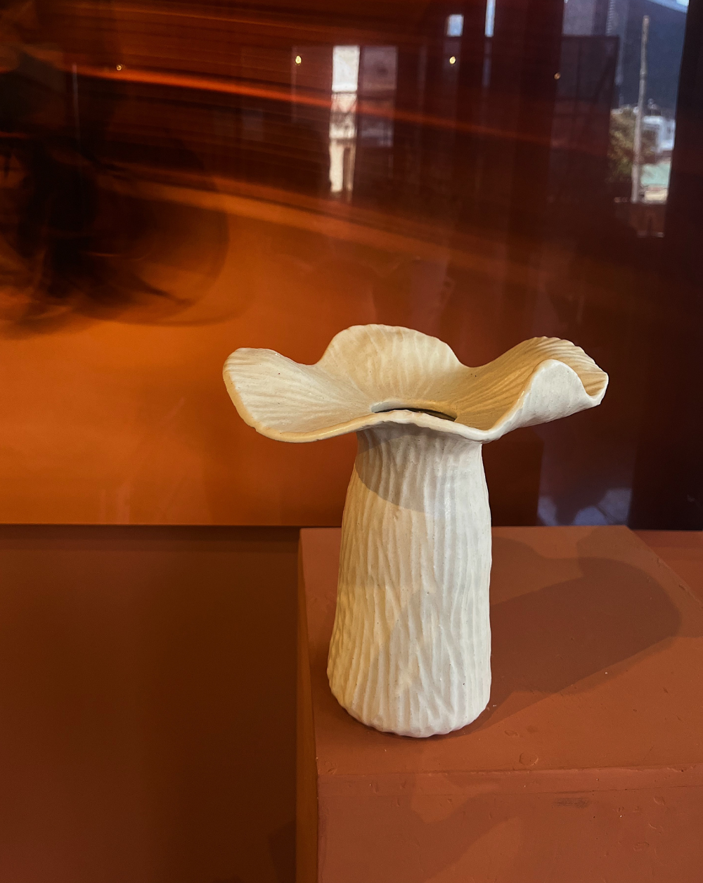 Fungi Fleur Vase color crudo