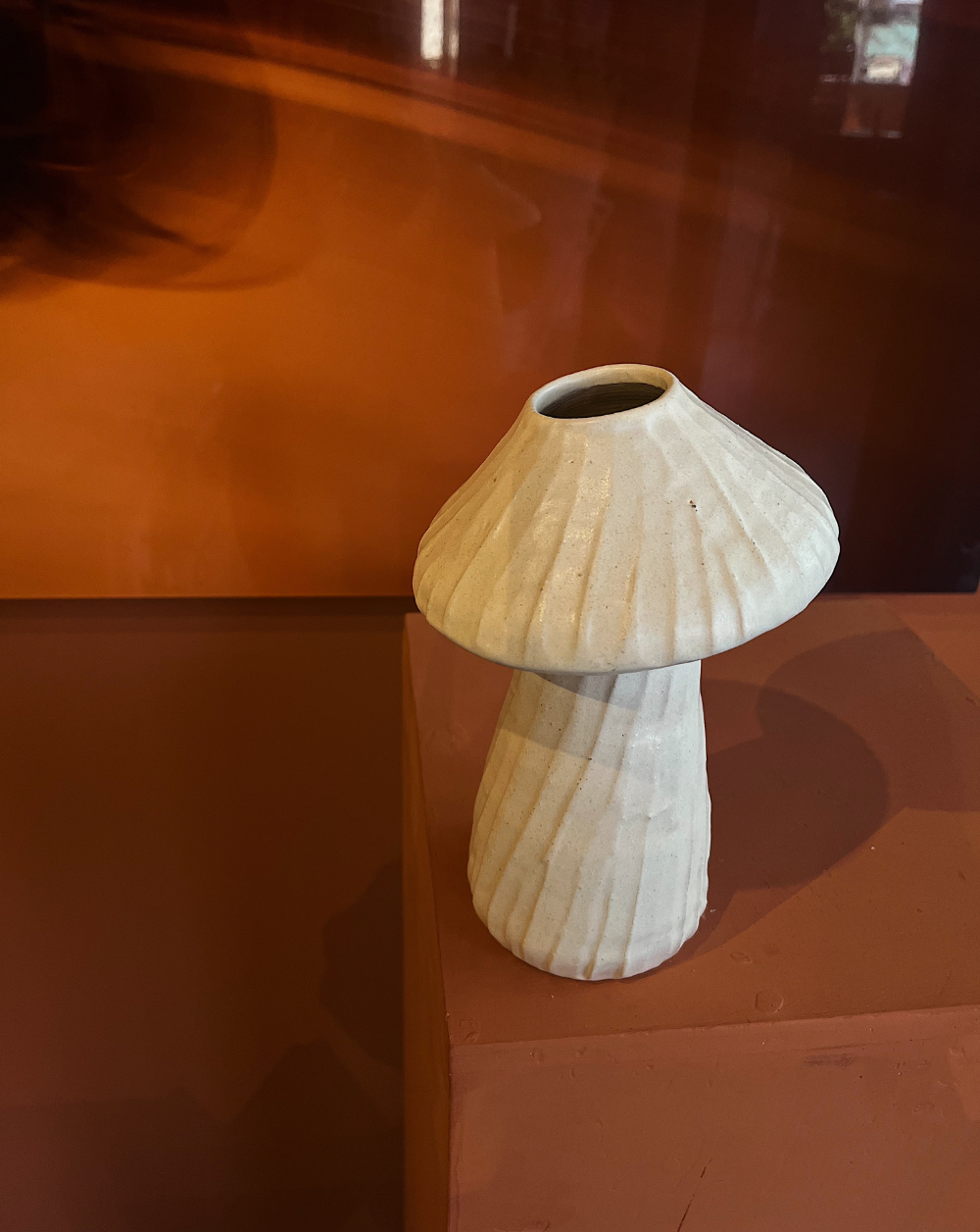 Fungi Vase color crudo