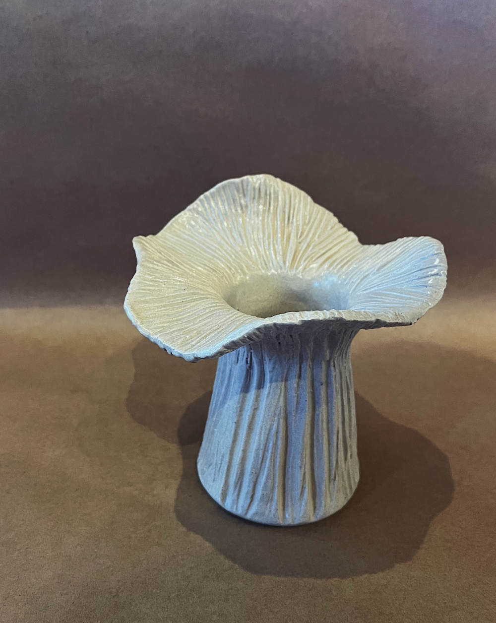 Fungi Fleur Vase color crudo