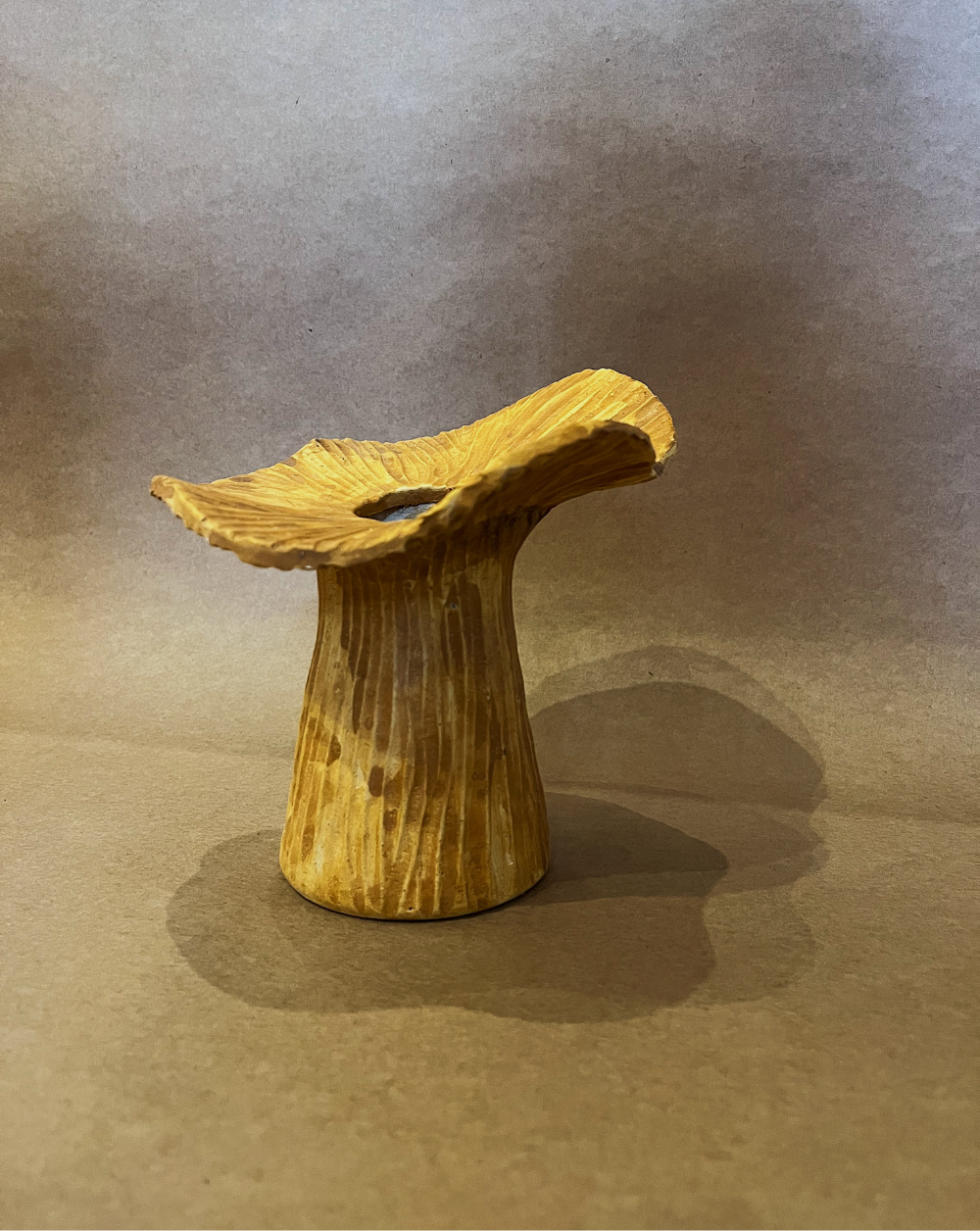 Fungi Fleur Vase color Mostaza