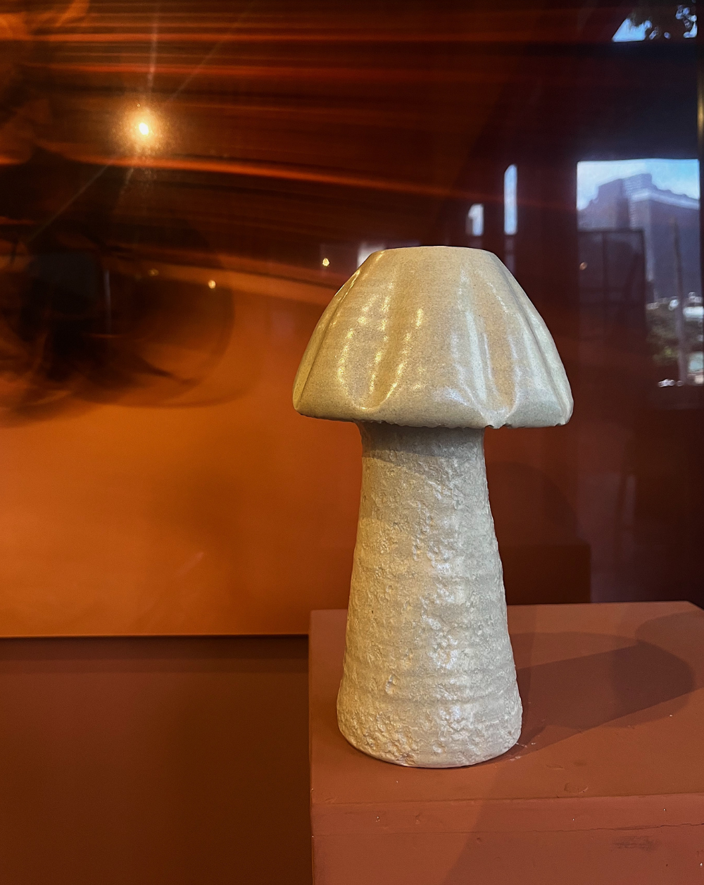 Fungi Vase color crudo