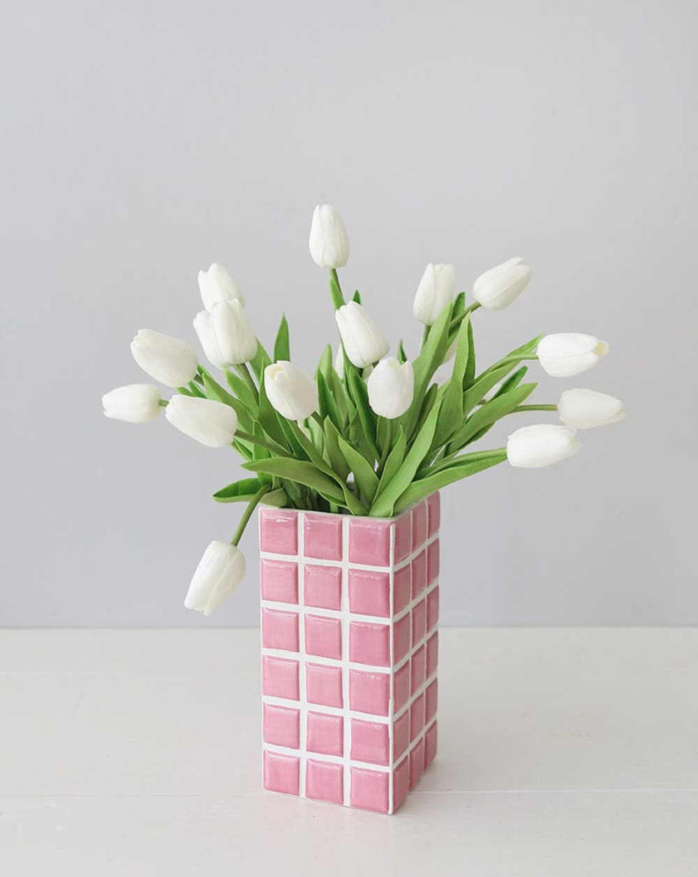 Dolomite Ceramic Vase (Color: Rosado)