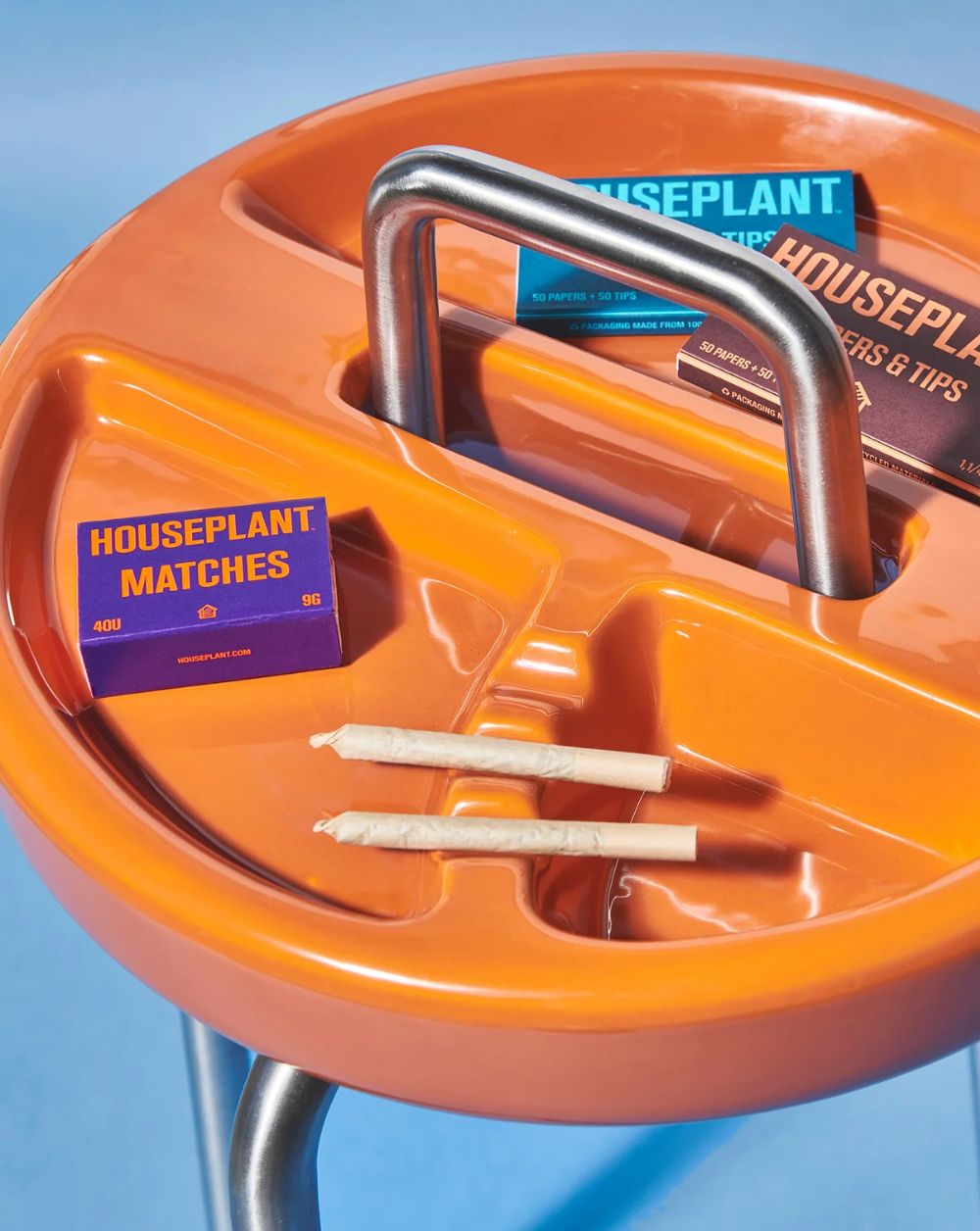 Side Table Ashtray (Color: Naranja)