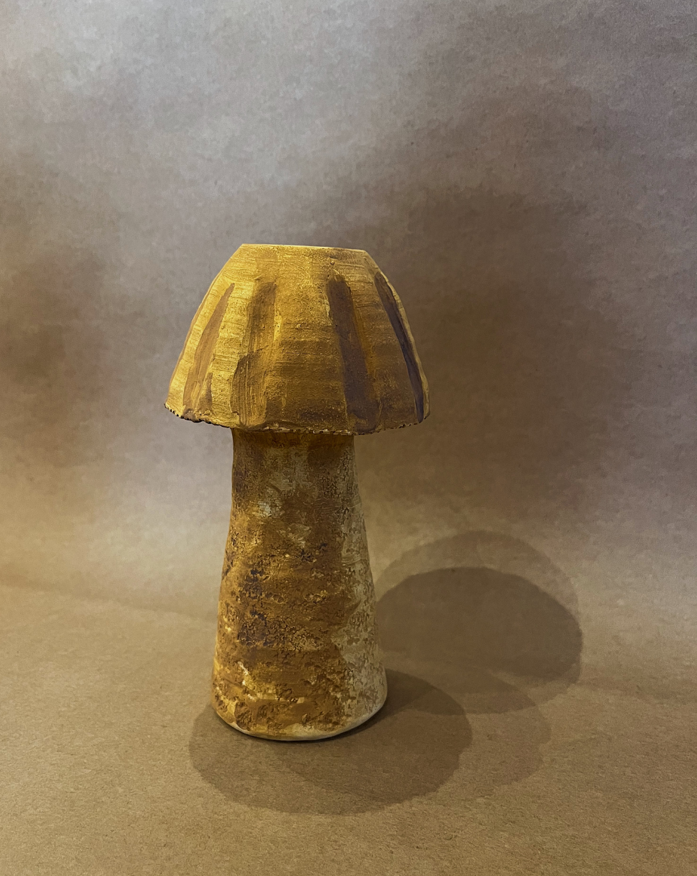 Fungi Vase color Mostaza